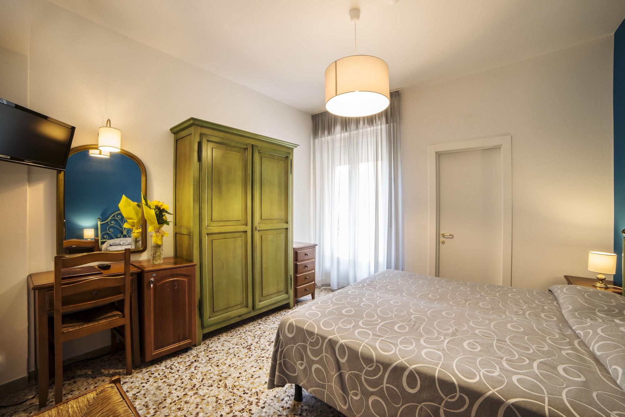 Bisesti ***s Hotel Garda (Verona)