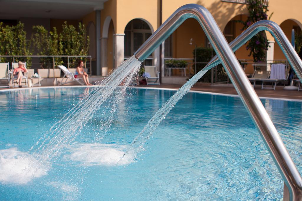 Bisesti ***s Hotel 3*