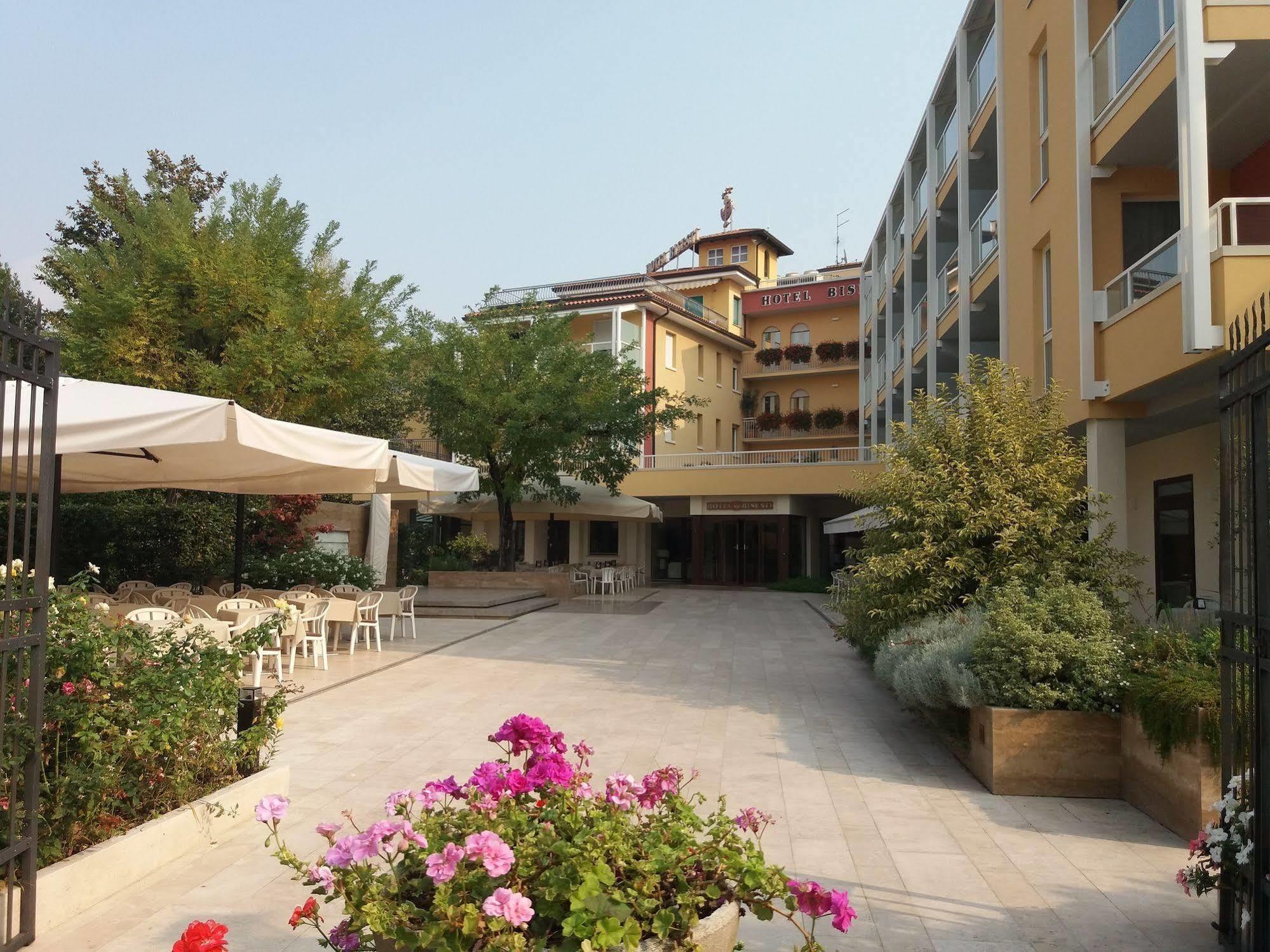 Bisesti ***s Hotel 3*