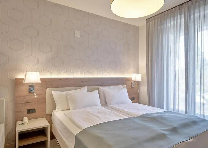 Hotel Bisesti ***S