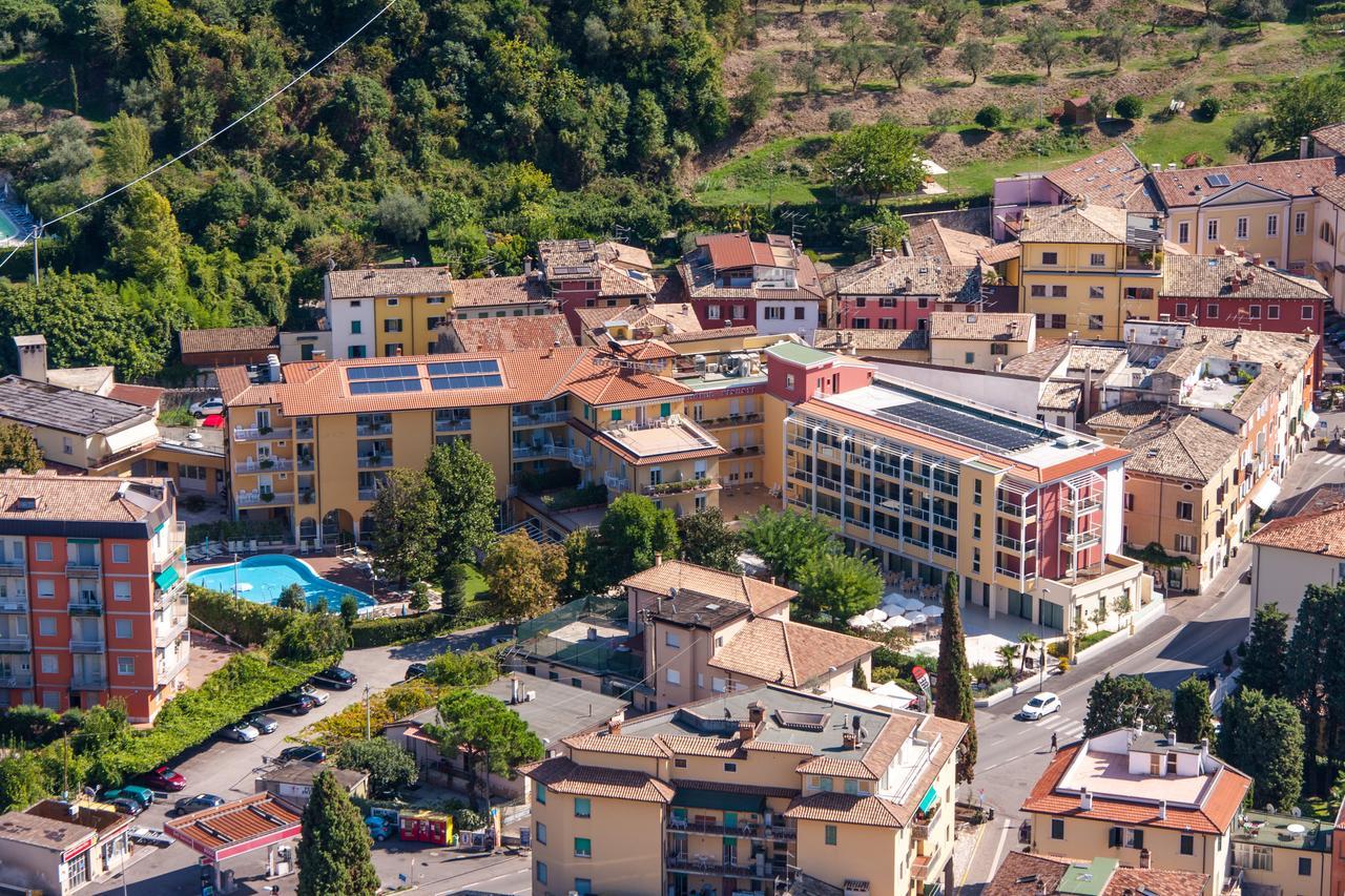Hotel Bisesti ***s 3*